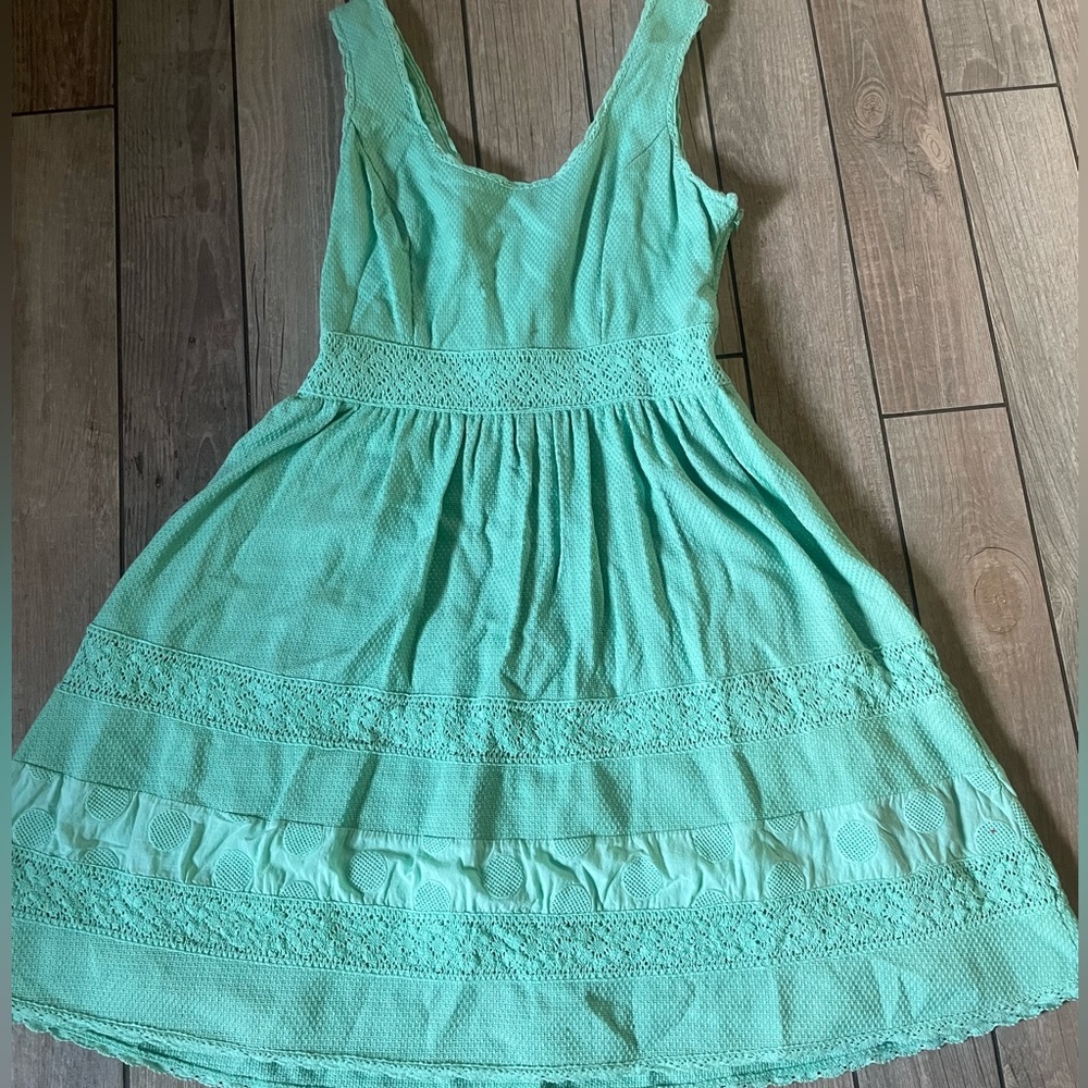 Size 6, like medium - Used once